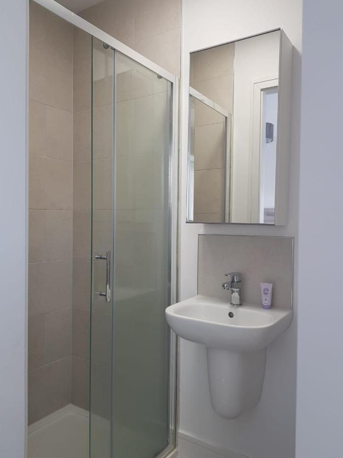 Barnoaks House - Private Room Ensuite Bathroom Homestay Dublin Ngoại thất bức ảnh