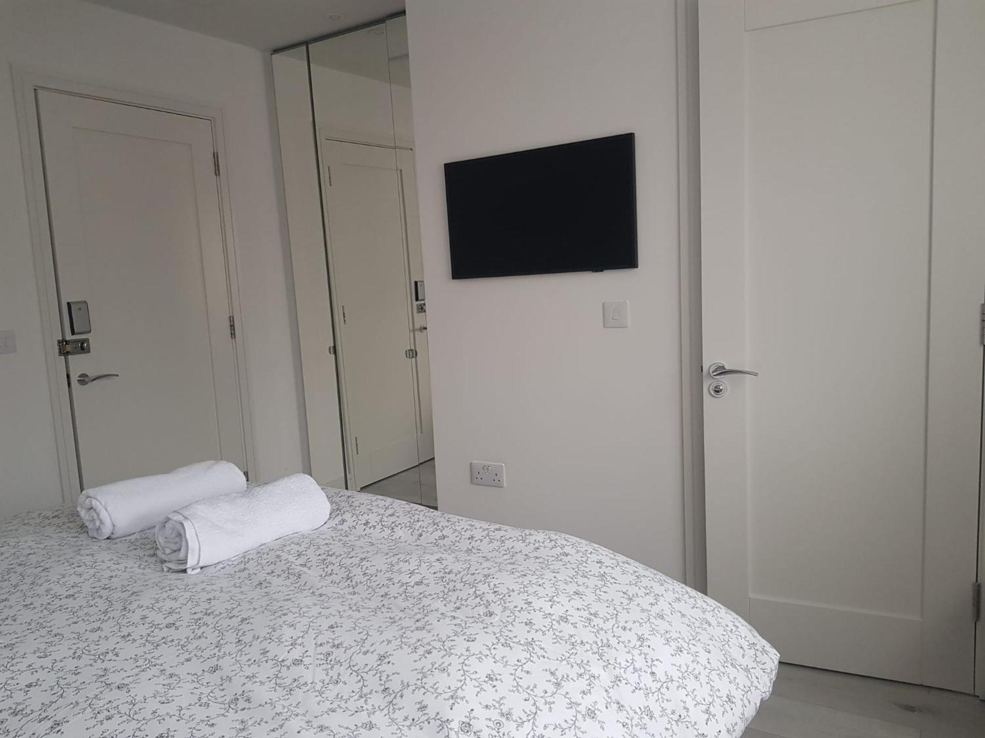 Barnoaks House - Private Room Ensuite Bathroom Homestay Dublin Ngoại thất bức ảnh